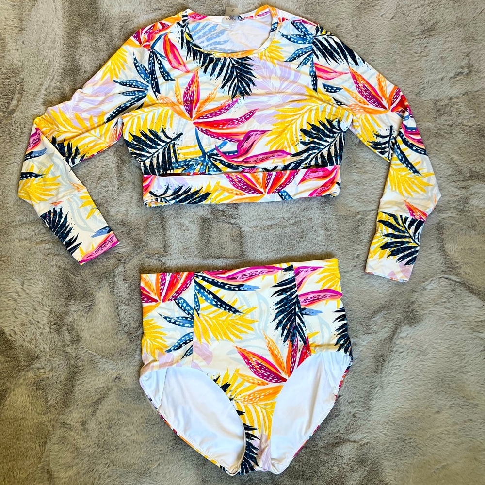 CALIA by Carrie Underwood long sleeve swim top only XL